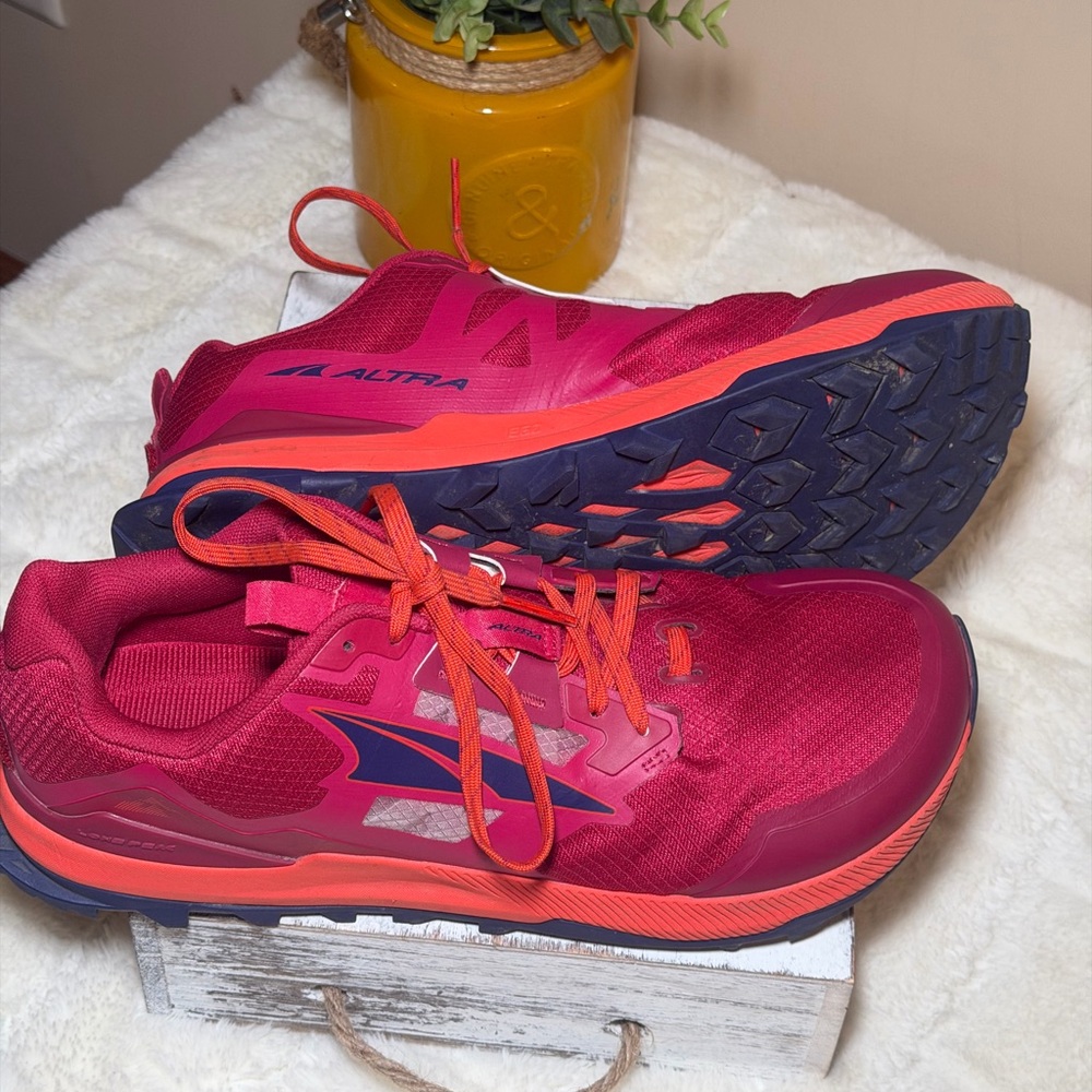 Altra Women's Pink Red Athletic Running Shoes